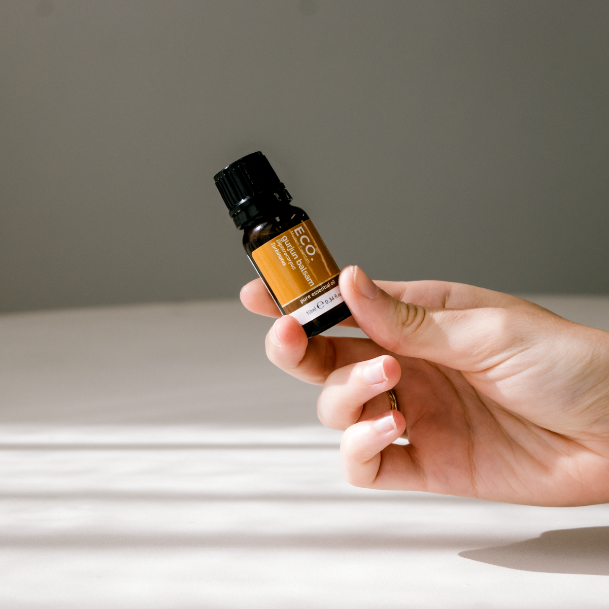 Gurjun Balsam Pure Essential Oil